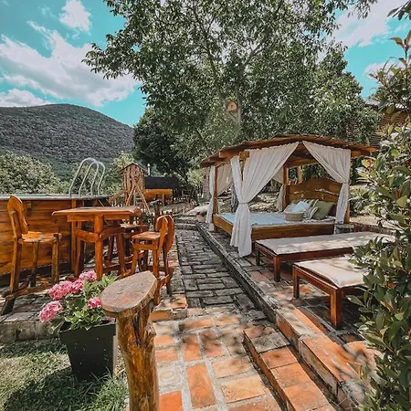 Casa Rustic 2 Vila *