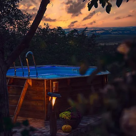 Vila Casa Rustic 2 *